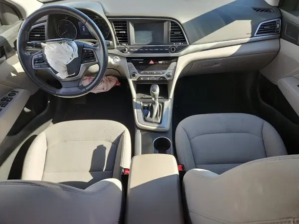 5NPD84LF7JH391394 2018 HYUNDAI ELANTRA - Image 8