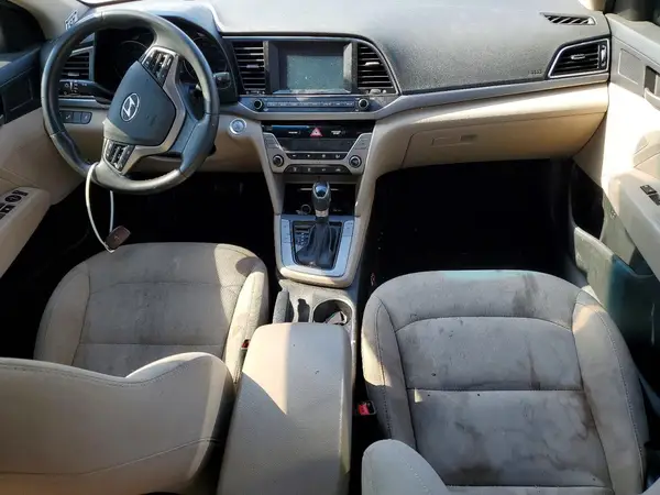 5NPD84LF7JH392688 2018 HYUNDAI ELANTRA - Image 8