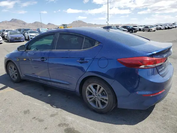 5NPD84LF7JH393386 2018 HYUNDAI ELANTRA - Image 2