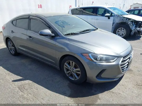 5NPD84LF7JH394084 2018 HYUNDAI ELANTRA - Image 1
