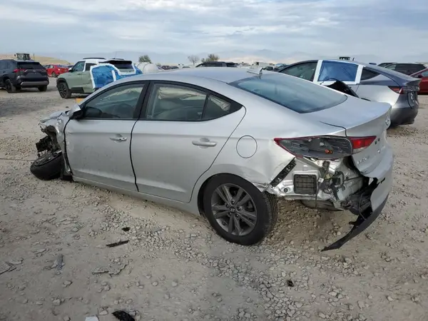 5NPD84LF7JH395381 2018 HYUNDAI ELANTRA - Image 2