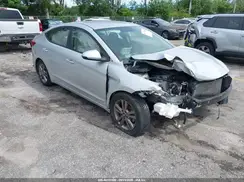 5NPD84LF7JH395963 2018 HYUNDAI ELANTRA