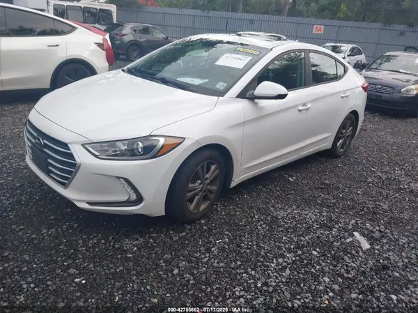 5NPD84LF7JH397342 2018 HYUNDAI ELANTRA - Image 2
