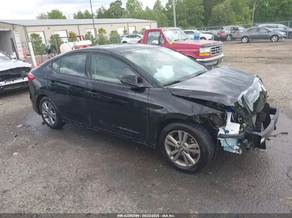 5NPD84LF7JH397972 2018 HYUNDAI ELANTRA - Image 1