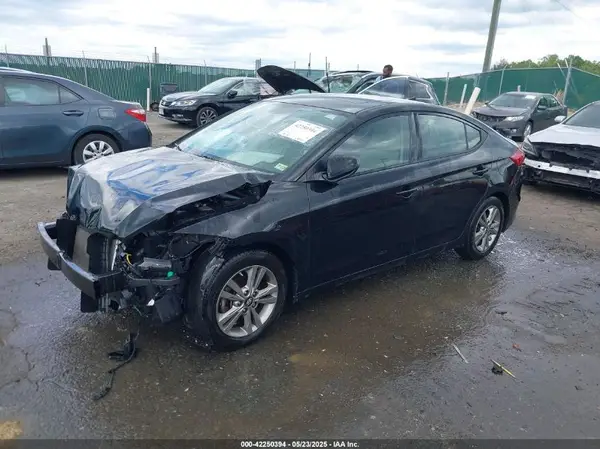 5NPD84LF7JH397972 2018 HYUNDAI ELANTRA - Image 2