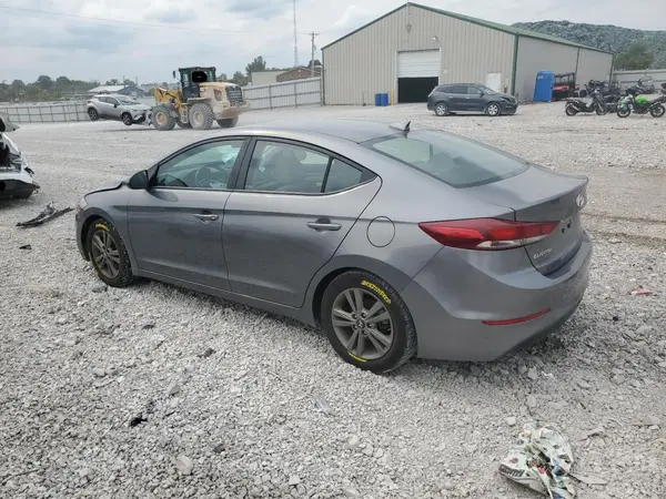 5NPD84LF7JH400496 2018 HYUNDAI ELANTRA - Image 2