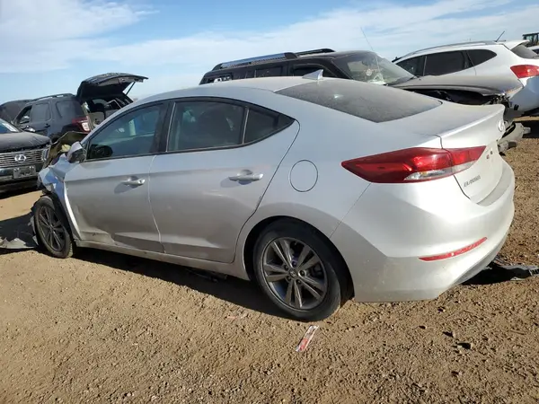 5NPD84LF7JH401440 2018 HYUNDAI ELANTRA - Image 2