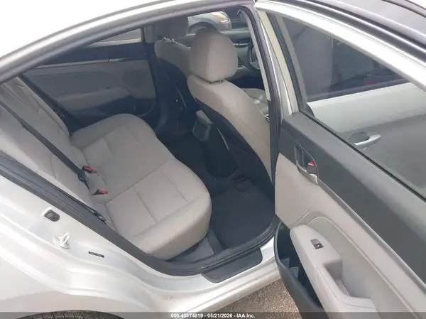 5NPD84LF7JH402362 2018 HYUNDAI ELANTRA - Image 8