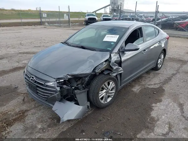 5NPD84LF7KH404257 2019 HYUNDAI ELANTRA - Image 2