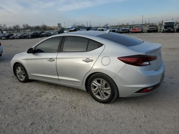 5NPD84LF7KH407367 2019 HYUNDAI ELANTRA - Image 2