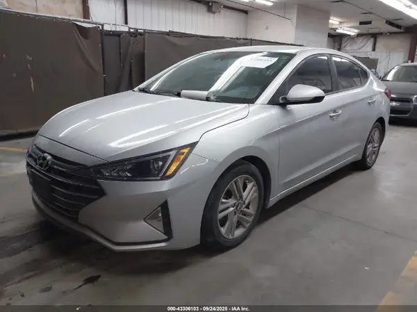 5NPD84LF7KH409040 2019 HYUNDAI ELANTRA - Image 2