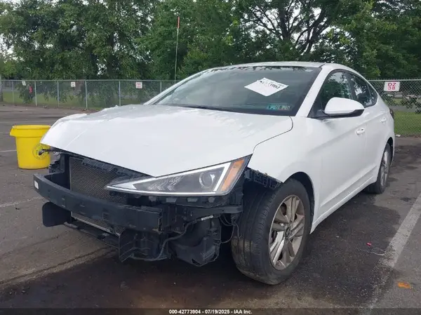 5NPD84LF7KH410995 2019 HYUNDAI ELANTRA - Image 2