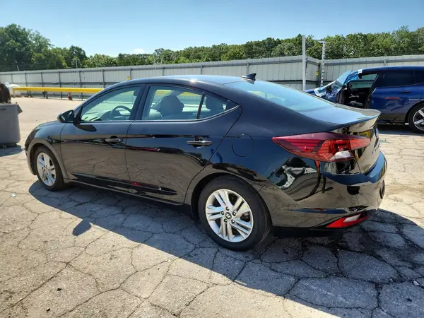 5NPD84LF7KH414075 2019 HYUNDAI ELANTRA - Image 2