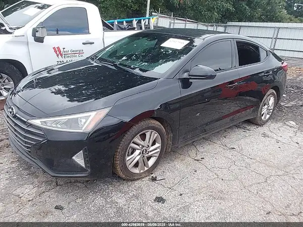 5NPD84LF7KH418160 2019 HYUNDAI ELANTRA - Image 2