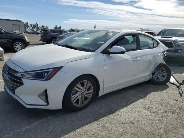 5NPD84LF7KH418689 2019 HYUNDAI ELANTRA - Image 1