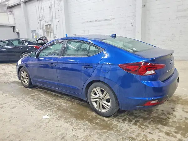5NPD84LF7KH420958 2019 HYUNDAI ELANTRA - Image 2