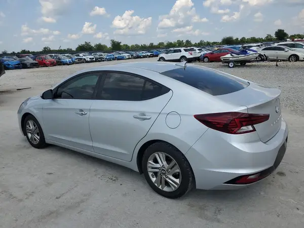 5NPD84LF7KH421544 2019 HYUNDAI ELANTRA - Image 2