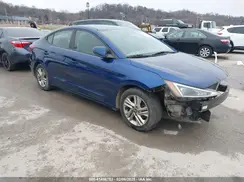 5NPD84LF7KH421592 2019 HYUNDAI ELANTRA
