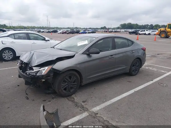 5NPD84LF7KH421852 2019 HYUNDAI ELANTRA - Image 2