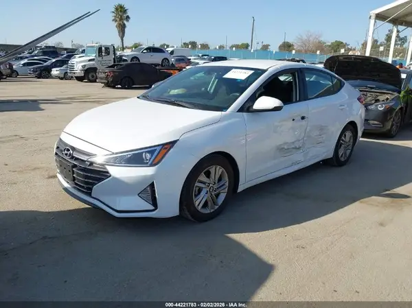 5NPD84LF7KH423889 2019 HYUNDAI ELANTRA - Image 2