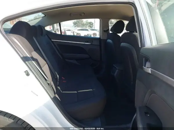 5NPD84LF7KH423889 2019 HYUNDAI ELANTRA - Image 8