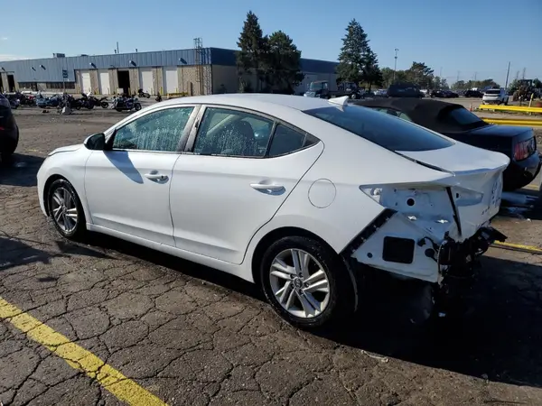 5NPD84LF7KH426968 2019 HYUNDAI ELANTRA - Image 2