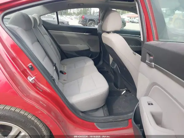 5NPD84LF7KH430180 2019 HYUNDAI ELANTRA - Image 8