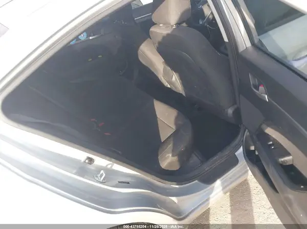 5NPD84LF7KH438201 2019 HYUNDAI ELANTRA - Image 8