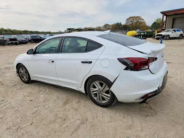 5NPD84LF7KH438246 2019 HYUNDAI ELANTRA - Image 2