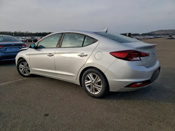5NPD84LF7KH438327 2019 HYUNDAI ELANTRA - Image 2