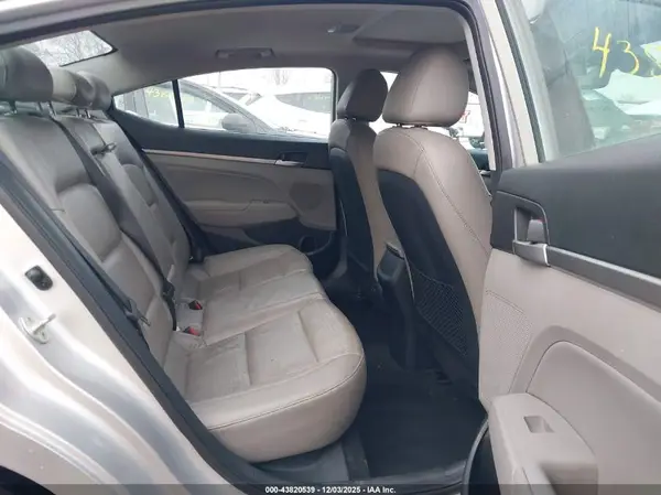 5NPD84LF7KH440935 2019 HYUNDAI ELANTRA - Image 8