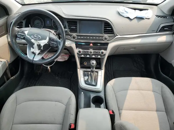 5NPD84LF7KH445889 2019 HYUNDAI ELANTRA - Image 8