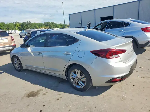 5NPD84LF7KH450462 2019 HYUNDAI ELANTRA - Image 2