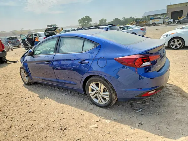 5NPD84LF7KH451305 2019 HYUNDAI ELANTRA - Image 2