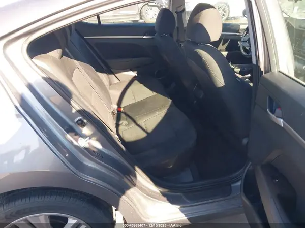 5NPD84LF7KH453541 2019 HYUNDAI ELANTRA - Image 8