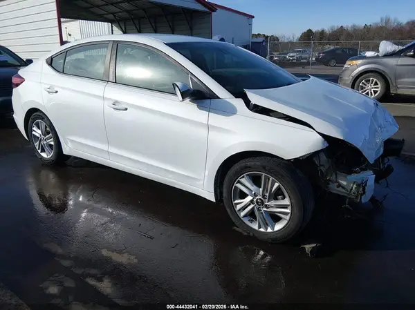5NPD84LF7KH454852 2019 HYUNDAI ELANTRA - Image 1