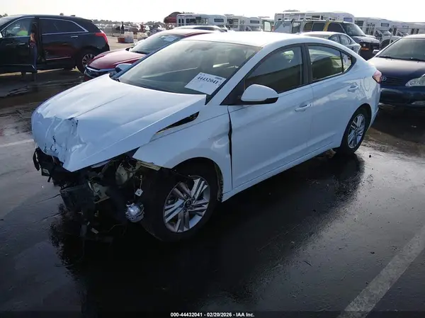 5NPD84LF7KH454852 2019 HYUNDAI ELANTRA - Image 2