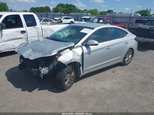 5NPD84LF7KH459775 2019 HYUNDAI ELANTRA - Image 2