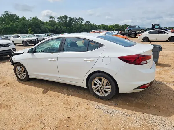 5NPD84LF7KH463647 2019 HYUNDAI ELANTRA - Image 2