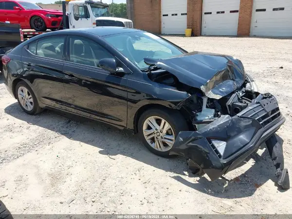 5NPD84LF7KH467293 2019 HYUNDAI ELANTRA - Image 1
