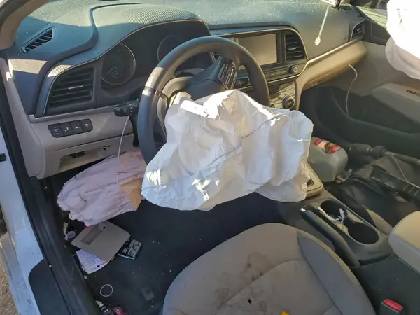 5NPD84LF7KH470520 2019 HYUNDAI ELANTRA - Image 8