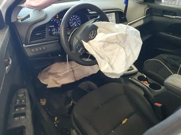5NPD84LF7KH471912 2019 HYUNDAI ELANTRA - Image 8