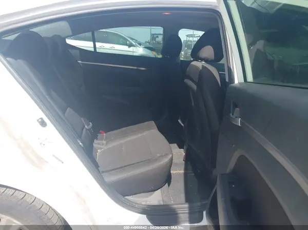 5NPD84LF7KH476169 2019 HYUNDAI ELANTRA - Image 8