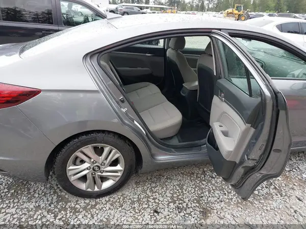 5NPD84LF7KH478231 2019 HYUNDAI ELANTRA - Image 8