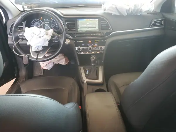 5NPD84LF7KH485762 2019 HYUNDAI ELANTRA - Image 8