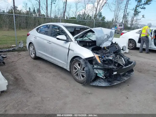 5NPD84LF7KH490430 2019 HYUNDAI ELANTRA - Image 1