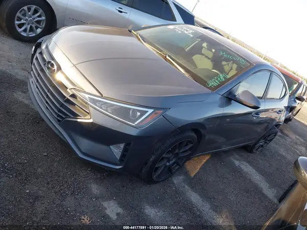 5NPD84LF7LH505655 2020 HYUNDAI ELANTRA - Image 2