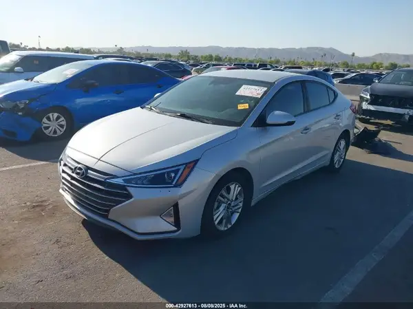 5NPD84LF7LH518566 2020 HYUNDAI ELANTRA - Image 2