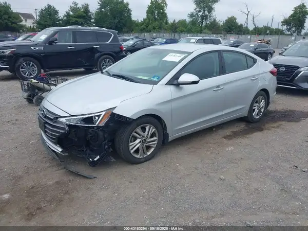 5NPD84LF7LH519099 2020 HYUNDAI ELANTRA - Image 2