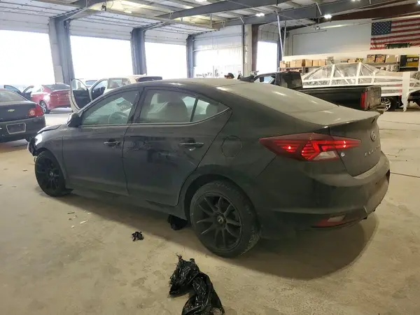 5NPD84LF7LH520317 2020 HYUNDAI ELANTRA - Image 2